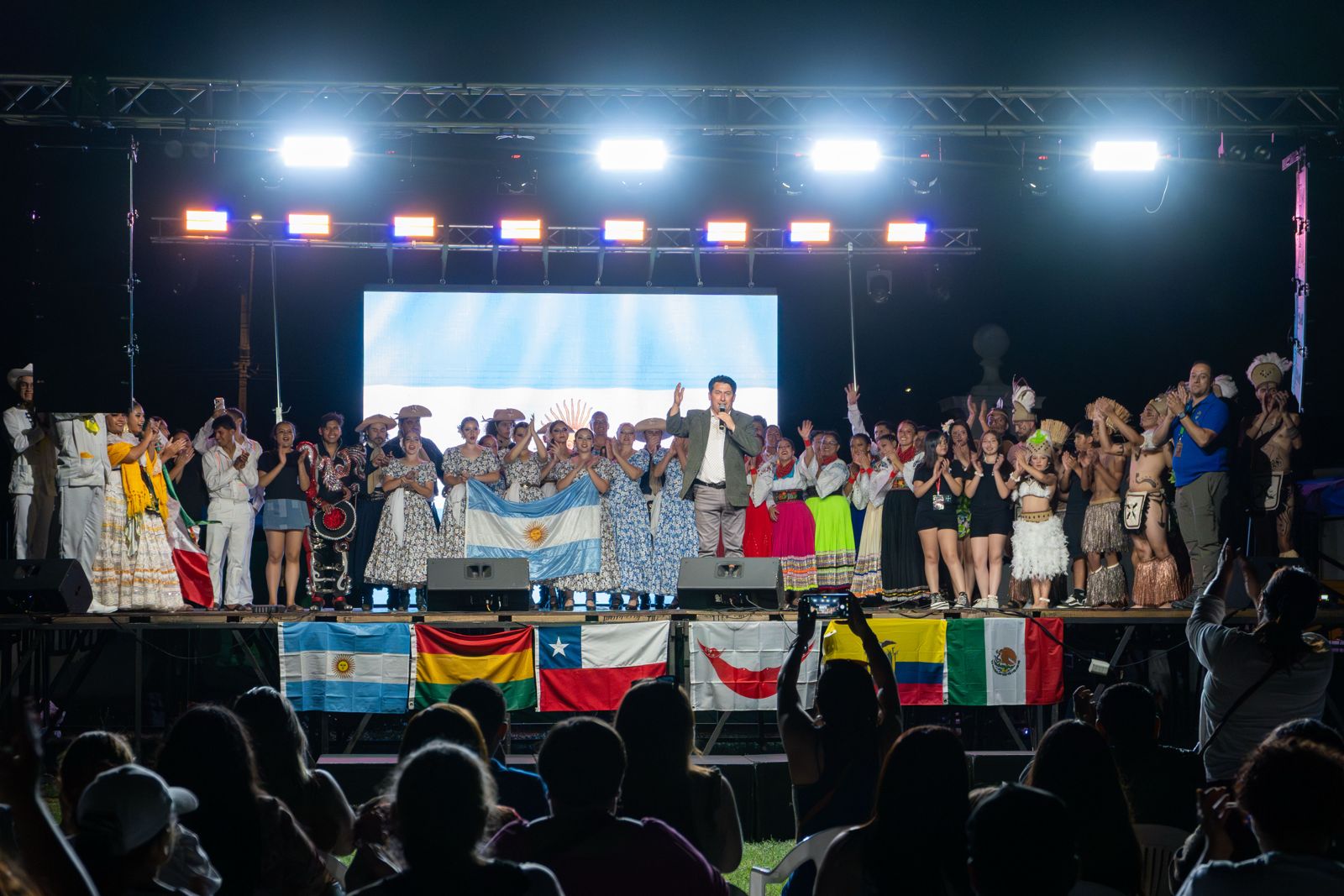 Gran final del festival en el escenario
